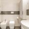 Porta Tufi Luxury Apartment with Private Parking! - Siena