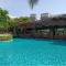 Laguna Beach Resort 3 The Maldives - 乔木提恩海滩