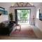Stylish Cotswolds Retreat nestled between Bath and Castle Combe