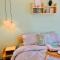 Muji-Inspired 2BR 2BA Apartment, 8 Mins to CIQ, Sleeps 2-6