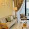 Muji-Inspired 2BR 2BA Apartment, 8 Mins to CIQ, Sleeps 2-6