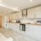 Beautiful and Spacious Cambridge Home with Free Parking & Garden! - Cambridge