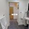 Charming & Spacious House With FREE PARKING
