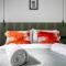 First Floor - Stylish 3 Bedroom Apartment