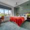 First Floor - Stylish 3 Bedroom Apartment