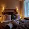 Hamilton-The Alexander suite luxury holiday let's - Scorton