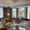Hamilton-The Alexander suite luxury holiday let's - Scorton