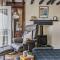 2 Bed in Aberdovey DY011