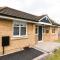 Stylish-2BR, Boutique property, 5min to ManAirport