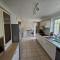 Beautiful 4 bedroom house 7 minutes from Luton Airport