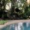 Curiol Boutique Hotel & Lounge