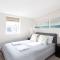 Luxurious Central Windsor Town House