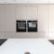 Luxurious Central Windsor Town House