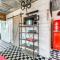 Fifties Diner-Style Llano Home with Shared Fire Pit - Llano