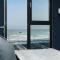 SoHot Stays Beach Haven Apt With Sea Views A Balcony & Free Parking - Ramsgate