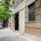 105 -5G Brand New Studio prime location Elevator
