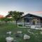 Circle A Ranch with great views - Willow City