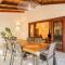 Curiol Boutique Hotel & Lounge