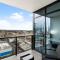 The elegant 1BR CBD Apt - City view - Parking