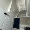 Brand new 2 Bedrooms modern guest suite with separate entrance - Калгари