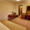 Central Plaza Hotel