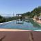 Metato con piscina e giardino - Casabasciana