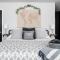 Anderson Cottage at Wrenwood Ranch, King Bed, Walking Distance to the Winery