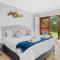 San Lameer 10429 - 5 Bedroom Superior - 10 pax - San Lameer Rental Agency