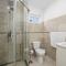 Adeles Apartment with Pool, 5 minutes walk to the beach