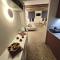 Cozy Studio with Canal View - البندقية