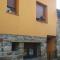 One bedroom house with wifi at Bermiego