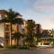 Spark by Hilton Sarasota Siesta Key Gateway - Sarasota