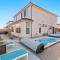 1308 Luxury Private Swim Spas, Putting Green, Ping Pong Table, and Game Room - Вашингтон