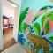 Onça da Praia Hostel