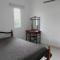 Beautiful villa five minutes from Coral Bay beach!