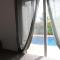 Beautiful villa five minutes from Coral Bay beach!