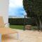 Beautiful villa five minutes from Coral Bay beach!
