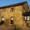 Esgair Llyn Luxurious stone barn conversion - Penbryn