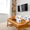 Captain Theos modern apartment Martina