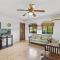 2-Bedroom House with Pool