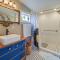 Retro Retreat in Llano with Screened Porch!