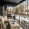 Chateau Roaring Fork 24, Remodeled Condo w River Views, Large TVs, Fireplace, Near Gondola!