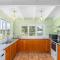 Crabapple Cottage - Coromandel Town Holiday Home