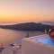 Esmi Suites Santorini - Imerovigli