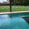 Chalet authentique à Clermont-Créans avec piscine partagée - 拉弗雷切