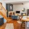 Luxury City Centre Accommodation Sleeping 2