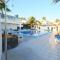 Bungalow con piscina comunitaria