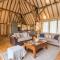 The Thatched Barn by Bloom Stays - Brabourne
