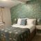 Pinewood Cottage Self Catering Apartments and studio apartments