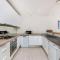 3-Bed Mews House, Battersea